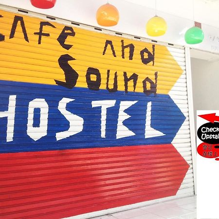 Safe And Sound Hostel Чіангмай Екстер'єр фото