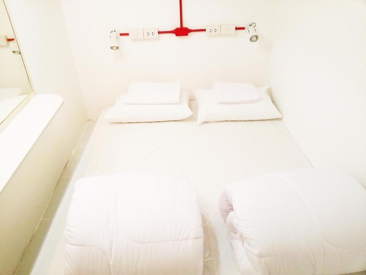 Safe And Sound Hostel Чіангмай Номер фото