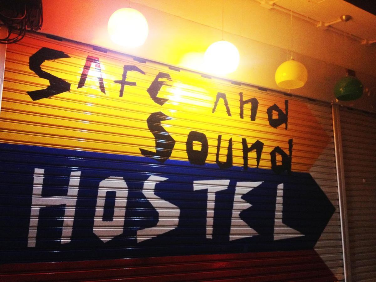 Safe And Sound Hostel Чіангмай Екстер'єр фото